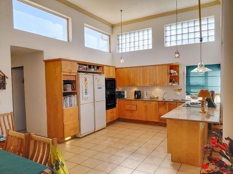 5 Bedroom Property for Sale in Stilbaai Wes Western Cape